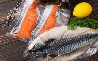 為何真空包裝冷凍魚不能直接加熱？ 專家釋疑