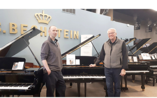 结识钢琴专家利普尼斯基和世界顶级钢琴贝希斯坦