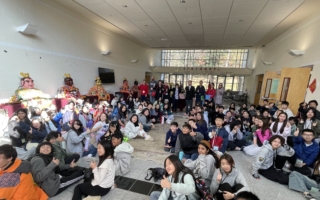 马州Robert Frost Middle School参访华府侨教中心体验台湾文化导览