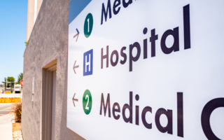 加州白卡重大變動 恢復資產審核 保留追溯權