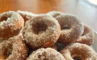 烤蘋果西打甜甜圈 秋天經典美味超療癒