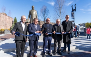 昆士建成新雕塑公园 纪念美国第6任总统