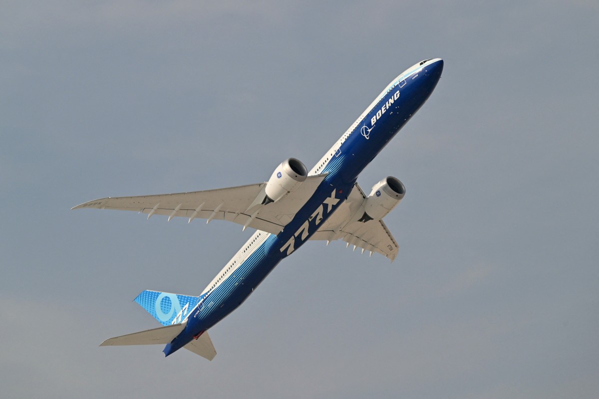 杜拜航展開幕阿聯酋航空增訂65架波音飛機｜大紀元時報香港｜獨立敢言的良心媒體