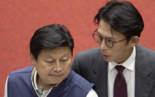 公投綁大選三讀通過