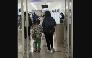 大陸多地醫院爆滿 廣州有班級半數學生請假