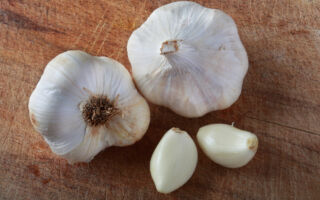 研究發現大蒜漱口水有抗菌效果 你敢用嗎？