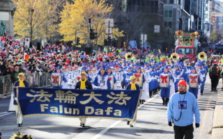 蒙特利尔年度圣诞大游行 天国乐团获盛赞