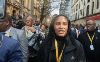 欺骗17名男子赴俄参战 前南非总统女儿被查