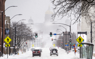 两风暴系统袭美 多州迎白色感恩节