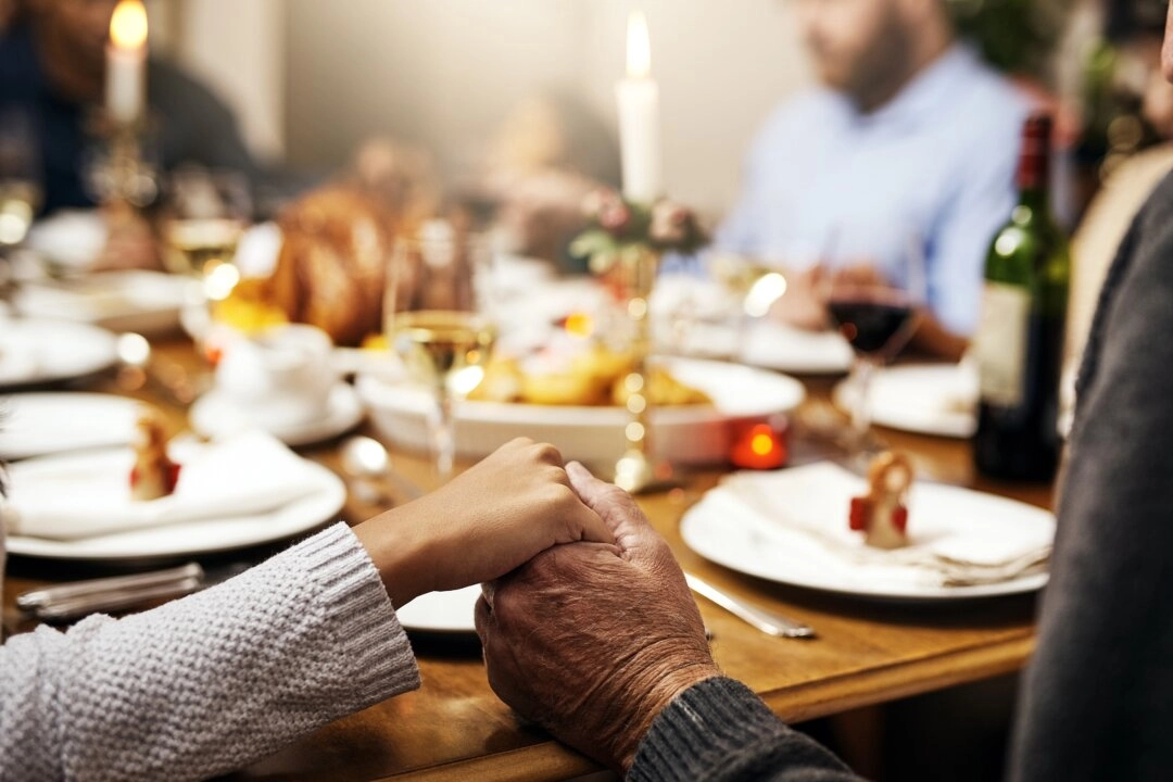 【名家專欄】亂世中如何保持清醒和感恩