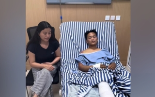 中国网红在非洲遭同行绑架 双腿被打断