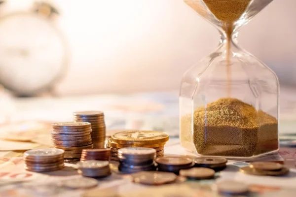 个人理财：退休人员不容错过的财务截止日期