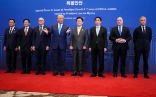 【名家专栏】去风险化时代 美国强化盟友关系