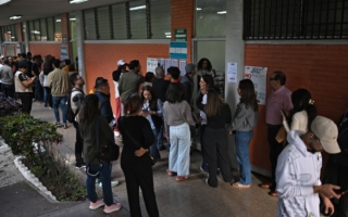 洪都拉斯总统大选登场 主要候选人势均力敌