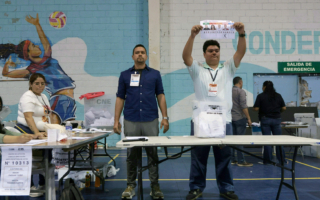 洪都拉斯大选初步结果 保守派候选人暂领先