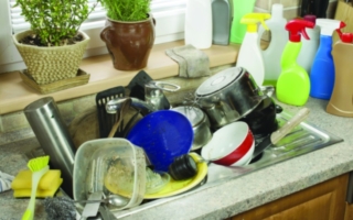 為了「洗碗」夫妻爭吵多年 到底誰該洗碗？