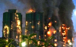 香港大火151人死 港媒揭工程黑幕後「刪文」