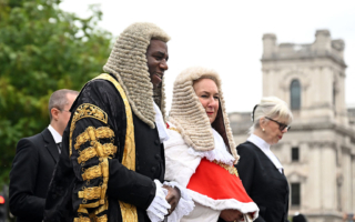 英國擬限制陪審團審判 律師強烈反對