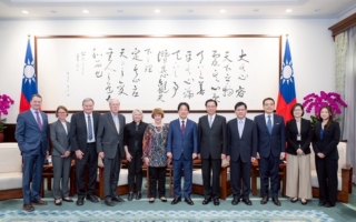 赖清德接见美国外交政策全国委员会访问团