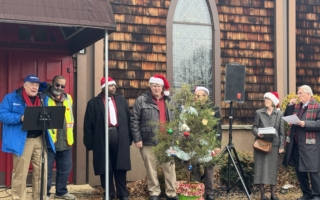 特拉华州别具特色的克莱蒙特“圣诞草”游行