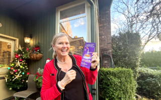 礼仪专家：神韵票是送孩子最棒的圣诞礼物