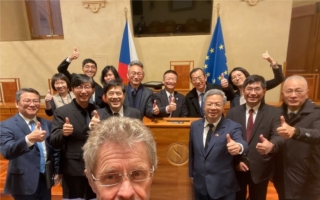 台经长率经贸访团四访捷克 深化台捷伙伴关系