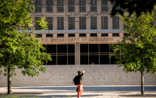 美教育部：已阻止涉10亿美元助学金的诈案