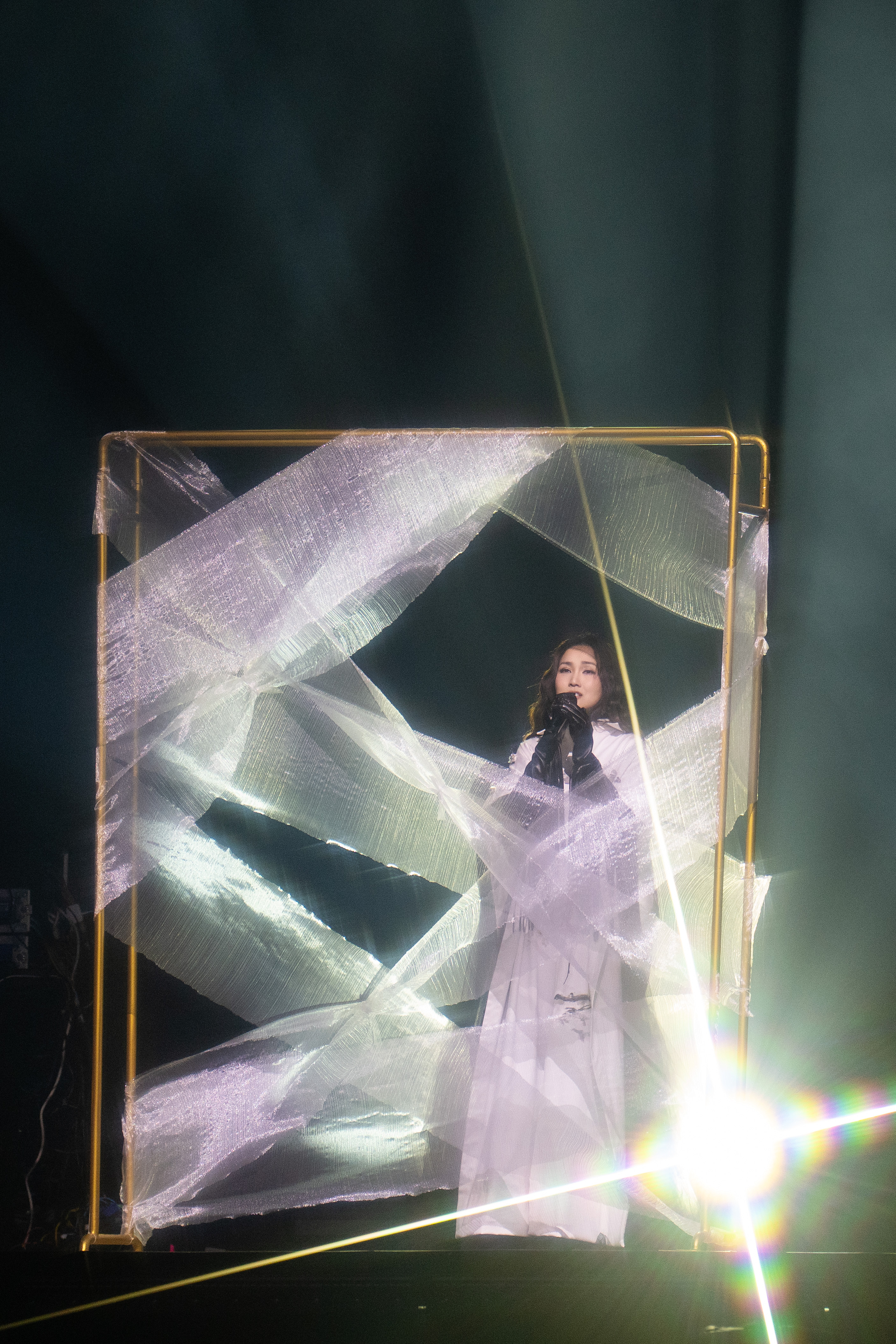 香港女歌手謝安琪 《TIDAL》巡迴演唱會馬來西亞站,於2025年12月13日在雪蘭莪Idea Live Arena 舉辦。(Jazzy Group提供)