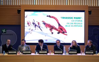 意大利海拔二千米懸崖驚現數千恐龍腳印化石