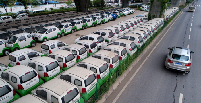 大陆年轻人热衷3.9折抄底“烂尾车”的背后