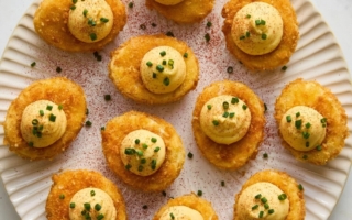 這款油炸魔鬼蛋是你跨年派對的亮點