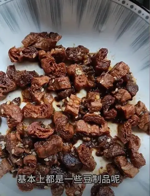 牛肉乾煮水後變豆腐乾 長沙男子發影片曝光