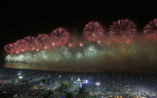 巴西里約熱內盧250萬人迎新年 創世界紀錄