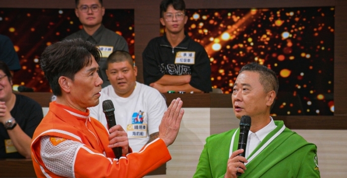 《两锅论》首播夺冠 邰智源、罗时丰开心庆功