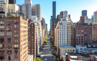 Zillow展望2026年纽约房市：房价趋稳难降 租金续涨