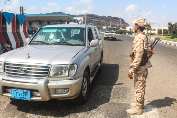 反胡塞聯盟:阿聯酋協助也門分離派領袖出逃