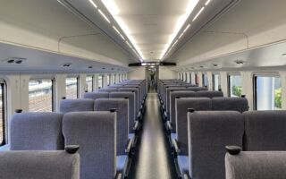 為什麼火車座位上沒有安全帶？