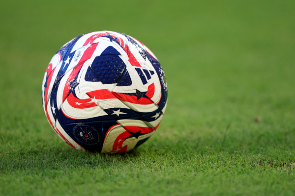 瑞典足球愛好者連續顛球28小時 創世界紀錄