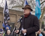 英保守党前党魁：邪恶“新轴心”胁英国的自由