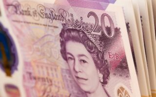 丈夫調侃不會中獎 英女卻抽中數百萬美元豪宅