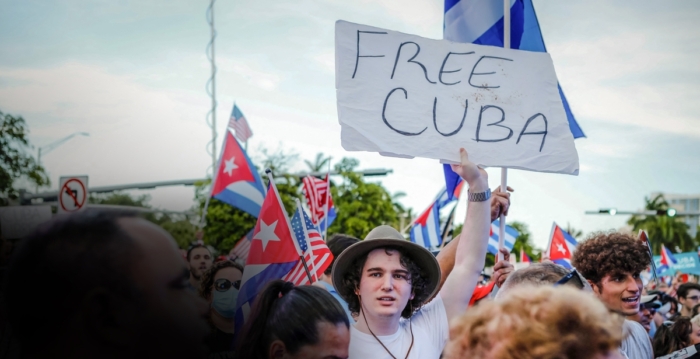 马杜罗倒台 古巴裔美国人希望祖国巨变 马杜罗倒台 古巴裔美国人希望祖国巨变