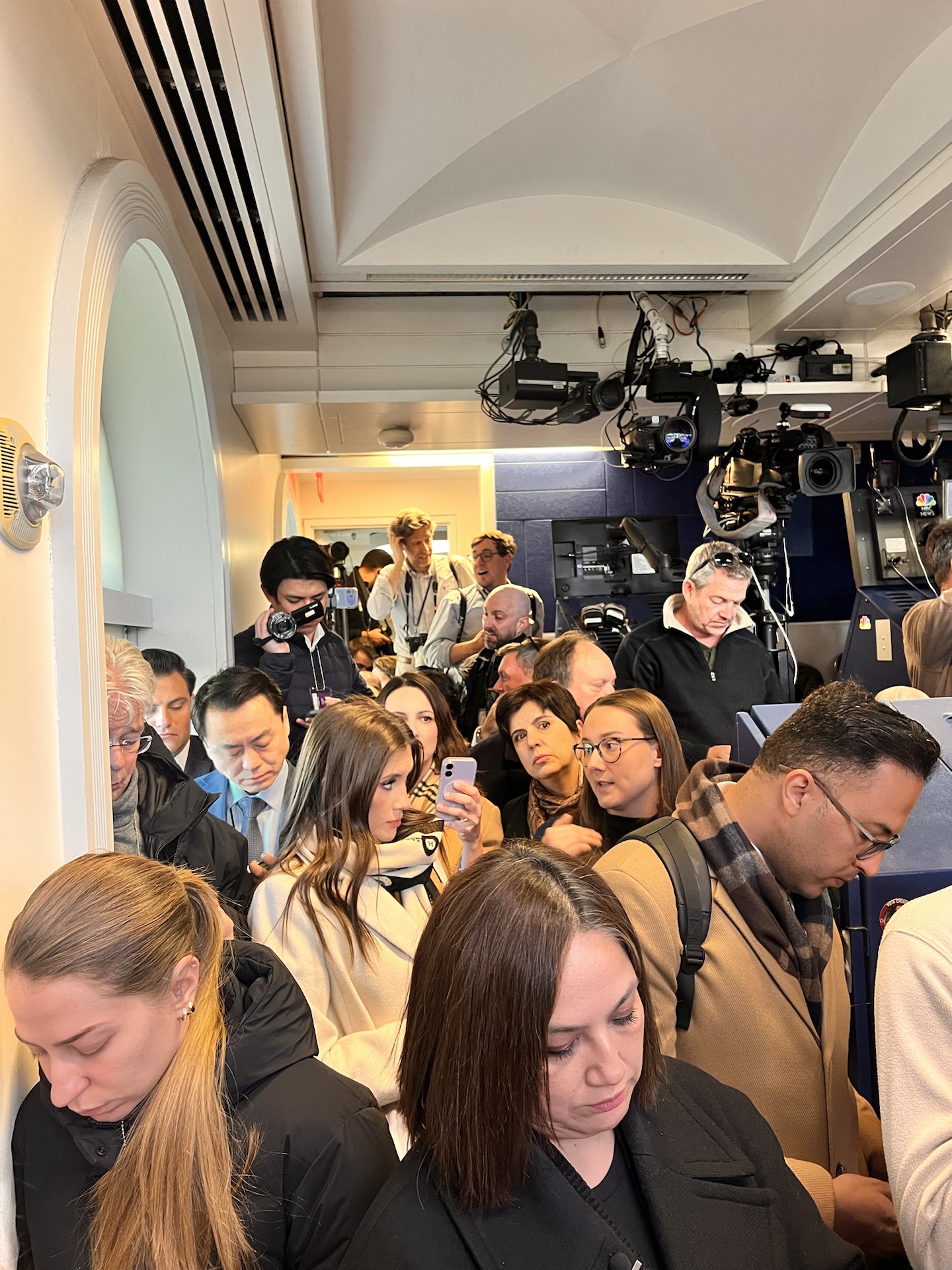 川普参加白宫新闻会讲述执政一年成就| 第二任期| 政绩| 大纪元