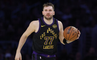 NBA：東契奇奪全明星票王 詹姆斯無緣首發