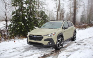 【車評】日製水平對向混能 2026 Subaru Crosstrek Limited Hybrid