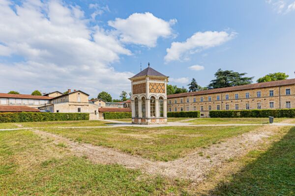 尚莫爾修道院：勃艮第宮廷藝術的豐碑