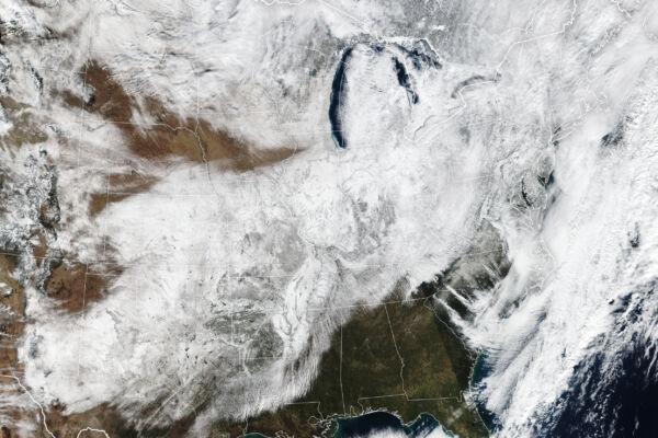 NASA發衛星照：大雪覆蓋美國內陸和東部地區