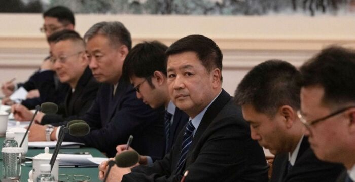 习心腹王小洪异常隐身逾三周 传闻纷飞