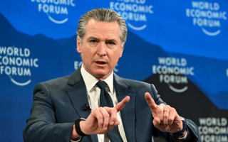 加州州長新財年預算 被批脫離現實太樂觀