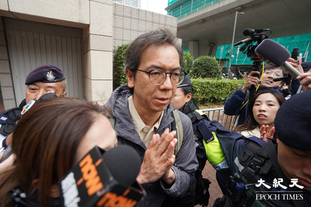 被告之一陈沛敏的丈夫、前《立场新闻》总编辑钟沛权。（余钢／大纪元）