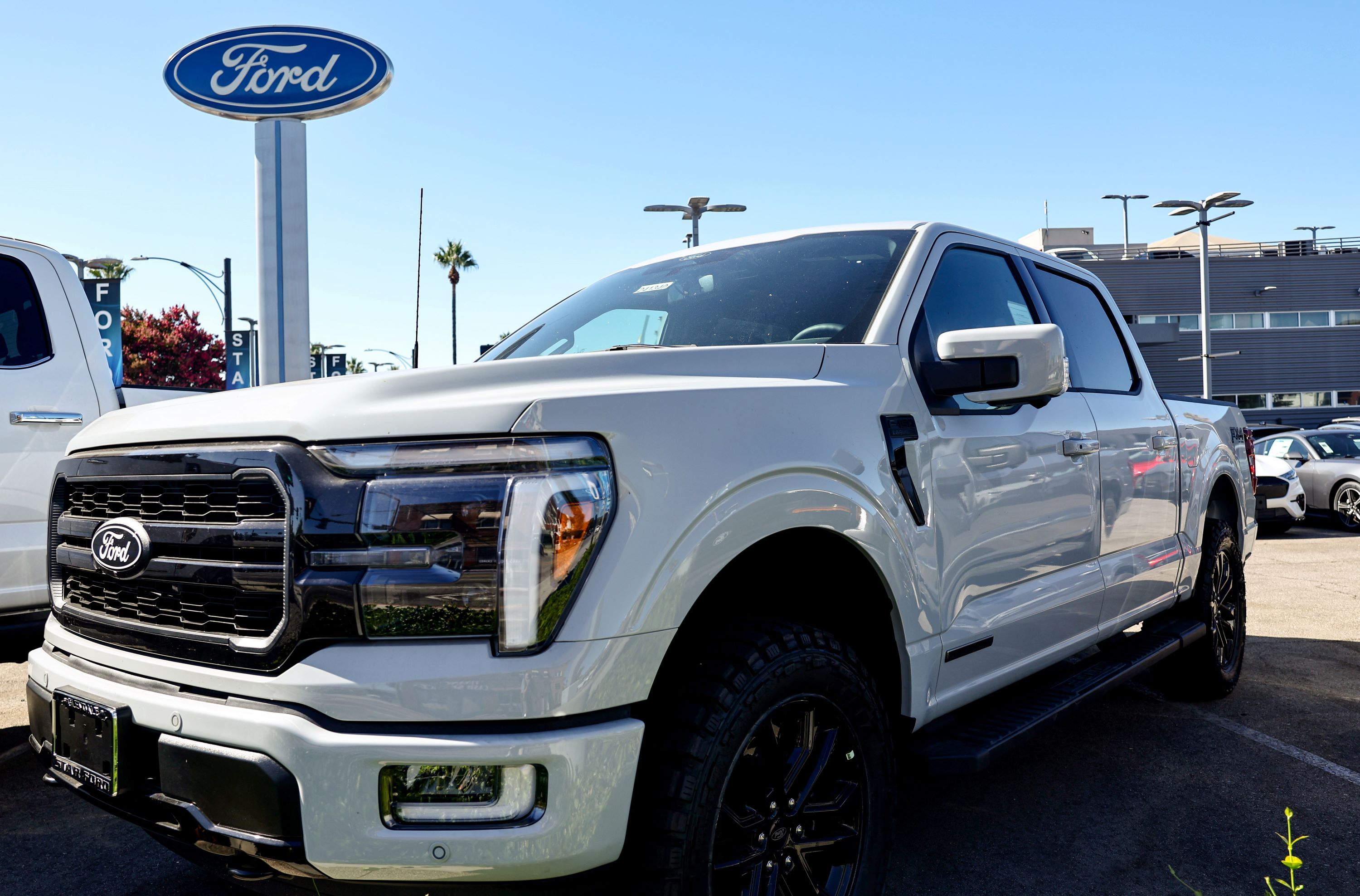 福特F-150 Lariat PowerBoost混合動力皮卡。(Mario Tama/Getty Images)